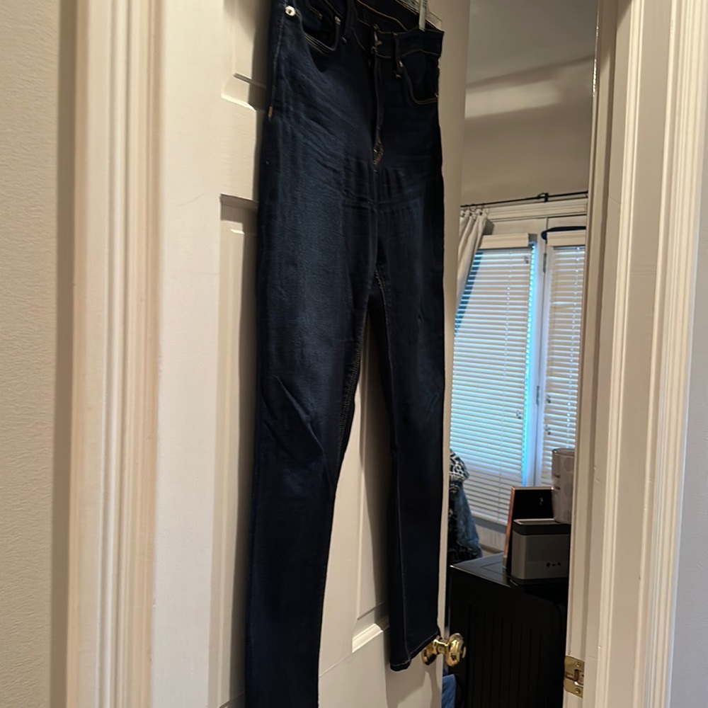 Like new, Hudson skinny jeans. Denim is very soft.l, good weight.